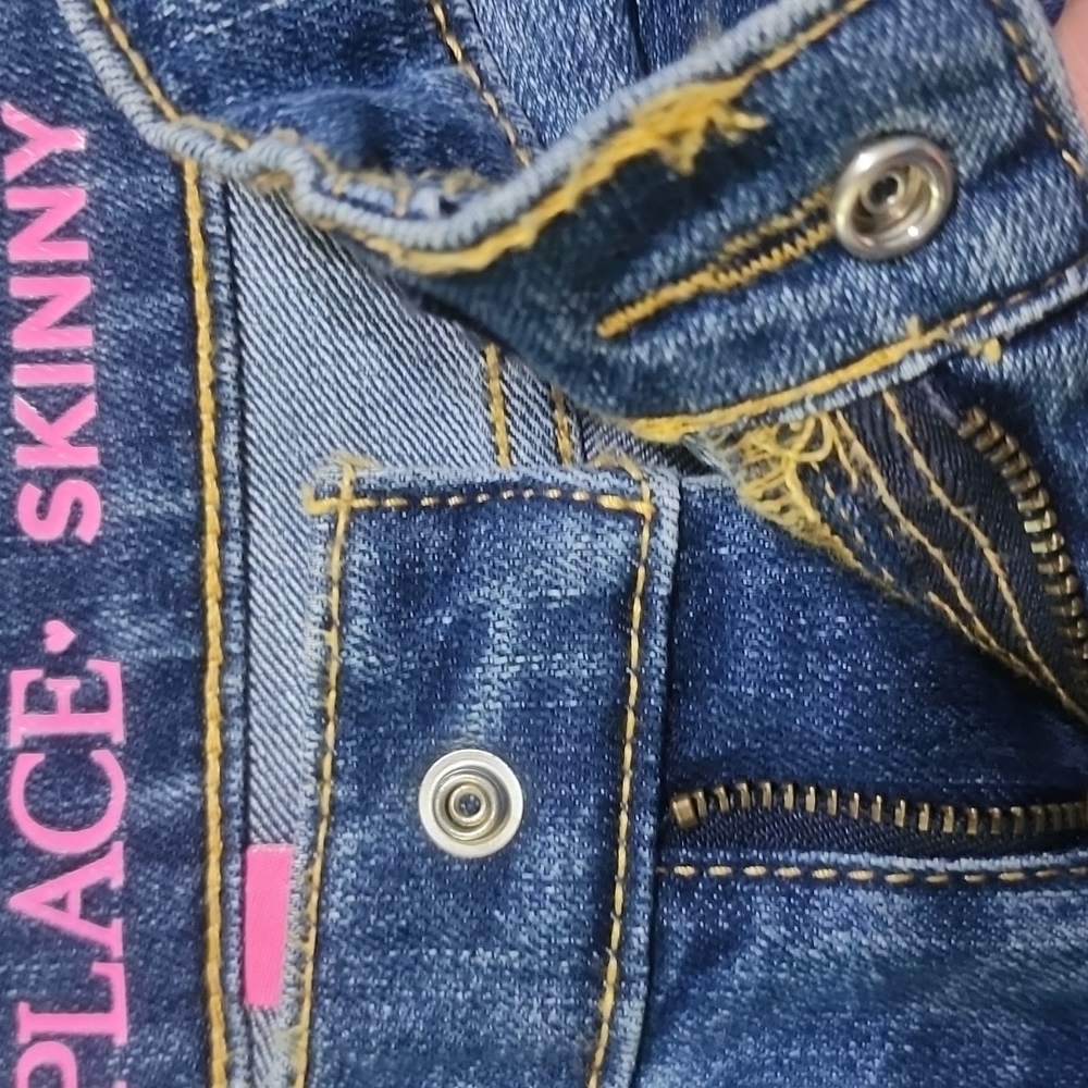 Jeans - Picture 3 of 4